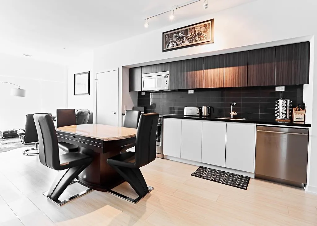 Gorgeous 2 Storey Townhouse contacts